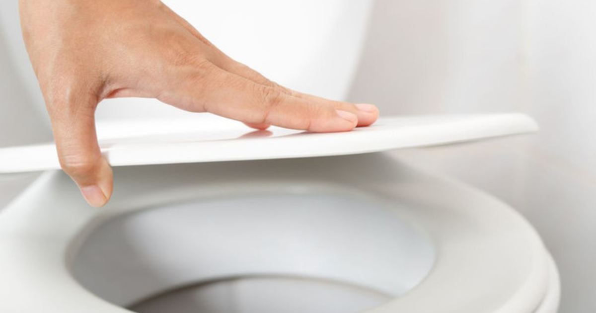 Guys, do you leave the toilet seat up? GirlsAskGuys