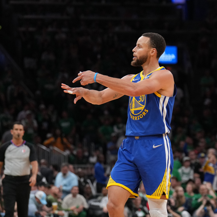 Is Steph Curry the greatest point guard of all time?