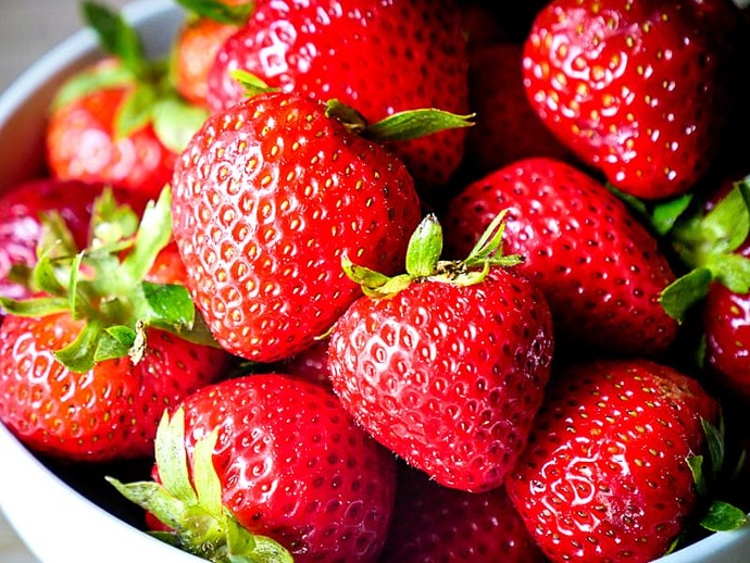 Which of these fruits would be your number one choice ?