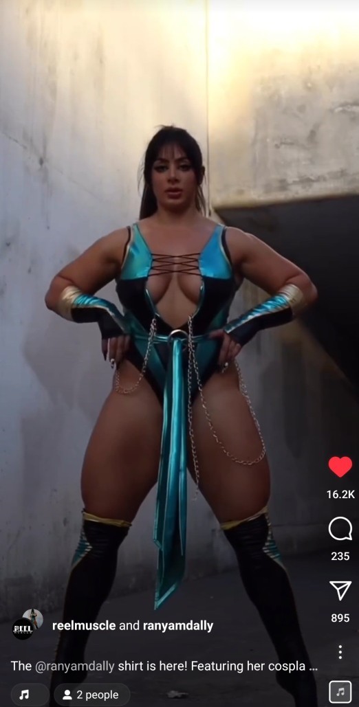 Hot or not: At what point do you deem a fit woman as too muscular? What are your thoughts on her?