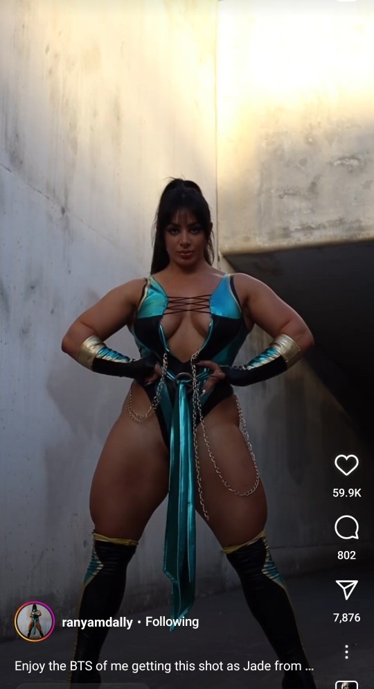 Hot or not: At what point do you deem a fit woman as too muscular? What are your thoughts on her?