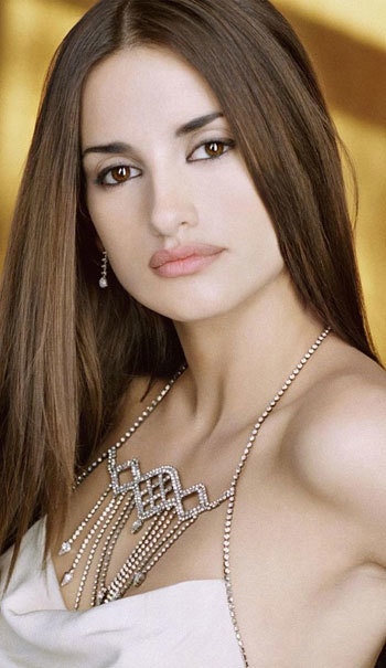 Do guys think Latinas are hot? If so, why?