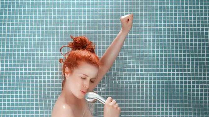 How long should a shower take for a girl?