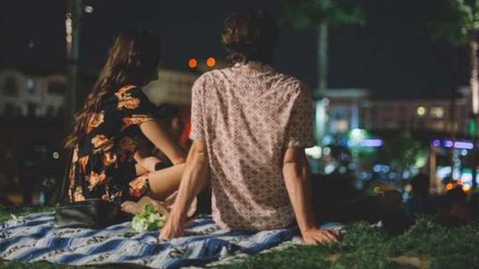 What is the most creative way to ask a girl/guy to be your girlfriend/boyfriend?