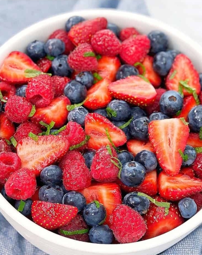 Strawberries for me😌