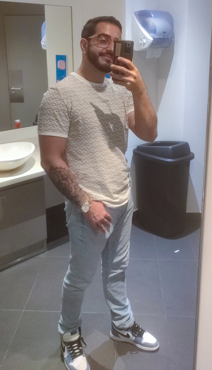 What do you think about my outfit?