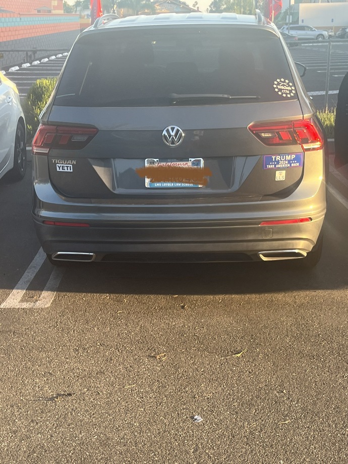 What kind of person drives this carπ€¨ππ?