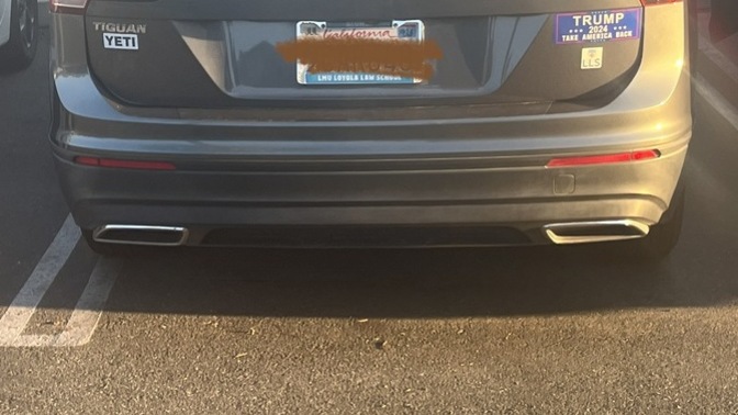 What kind of person drives this car🤨😉😏?