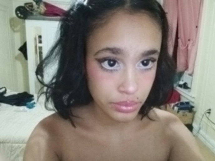 My grandmother said I have a classical 80s beauty what dose she mean by that?