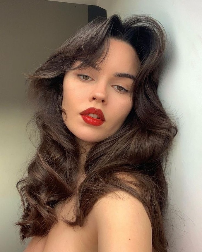 bare face with red lips