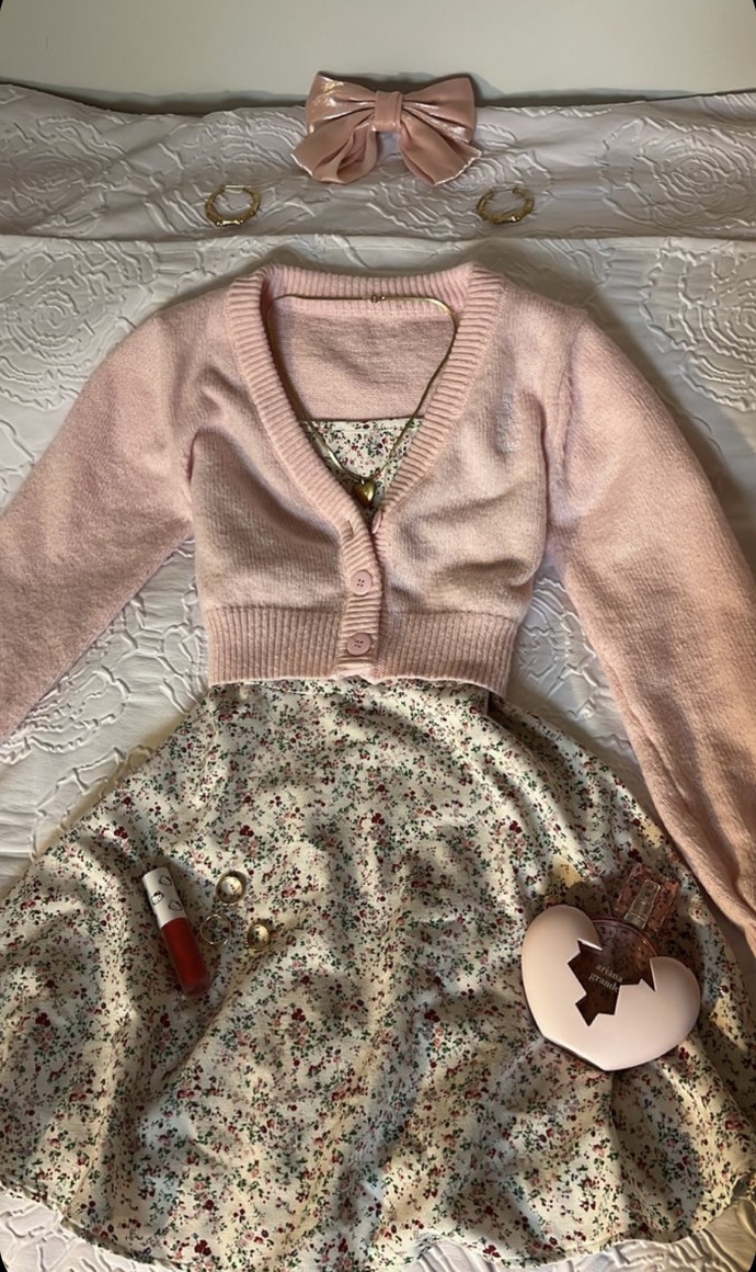 Would you let your 17 year old daughter wear these outfits?