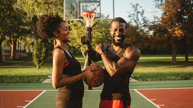 Is it a bad idea to take a guy on a date to play ball?