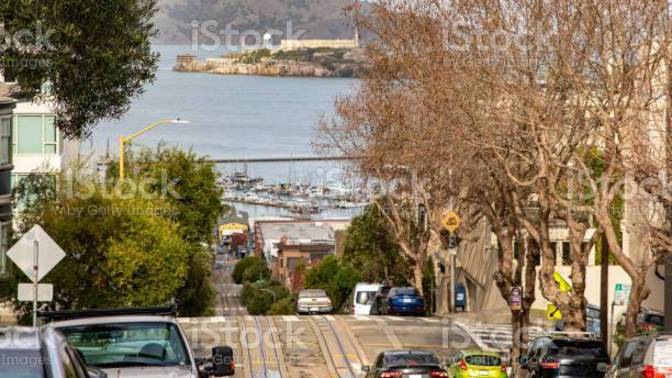 Who wants to live in good old San Francisco?