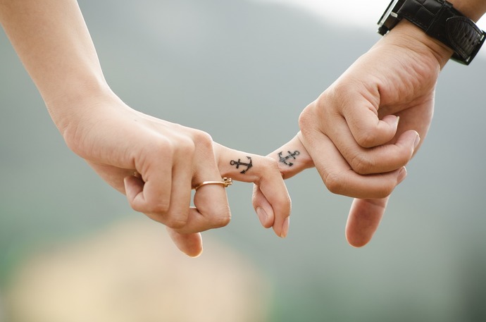What are your ways to be alluring to someone?