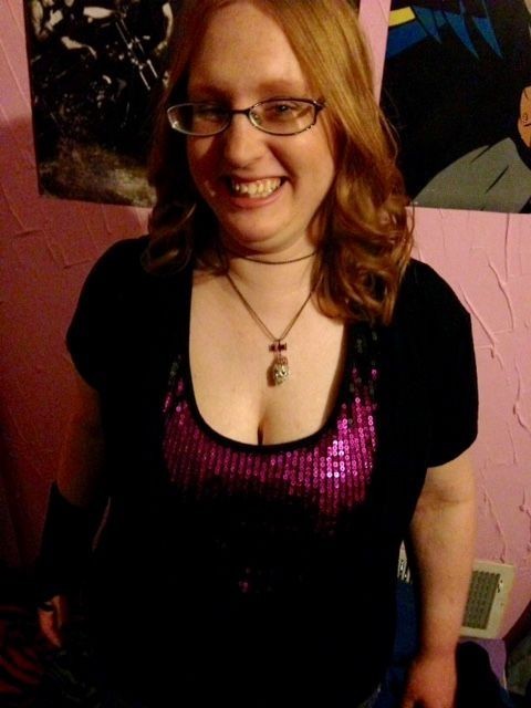 So rate this icky of a female in these photos?