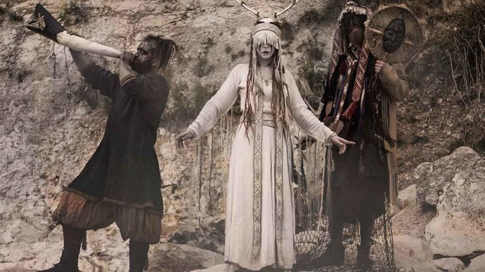 What is a band that looks cool to you? And is their music bomb or nah?