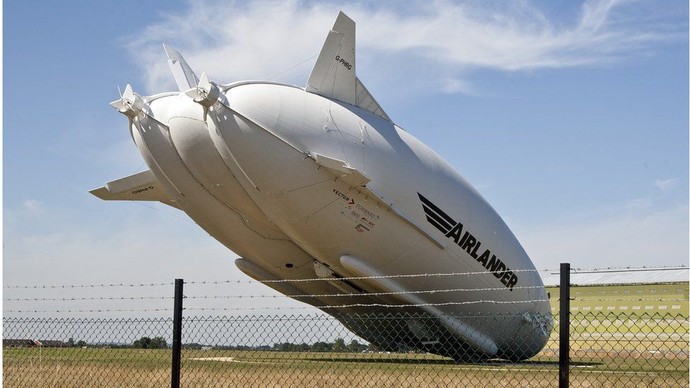 Would you like to fly in a giant bum?