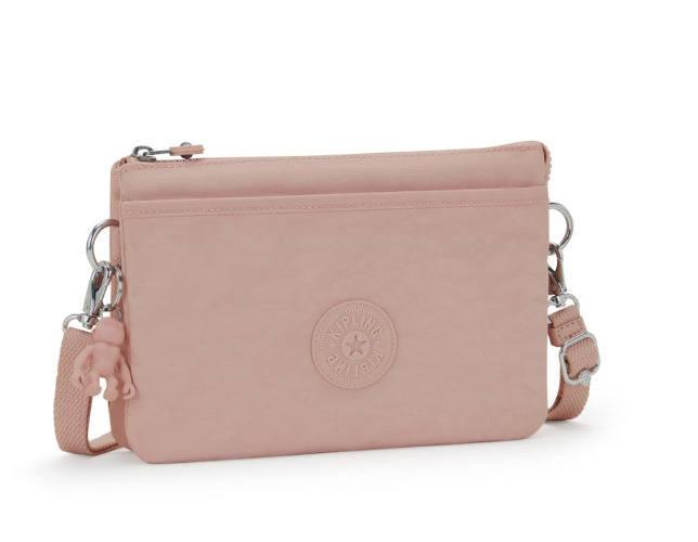 Which bag looks cuter as a bag for errands?