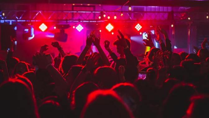 First time going clubbing?