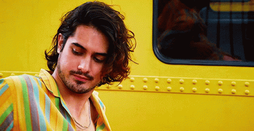 Who is the cutest guy on Earth?