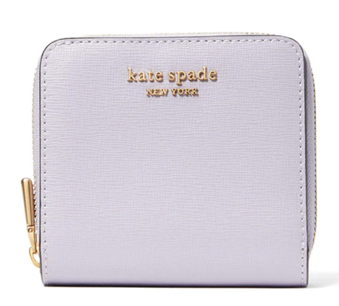 Between these colors, which wallet shade looks more delicate and pretty?