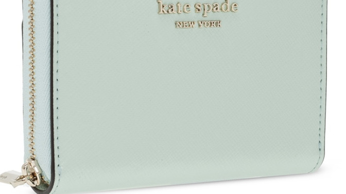 Between these colors, which wallet shade looks more delicate and pretty?