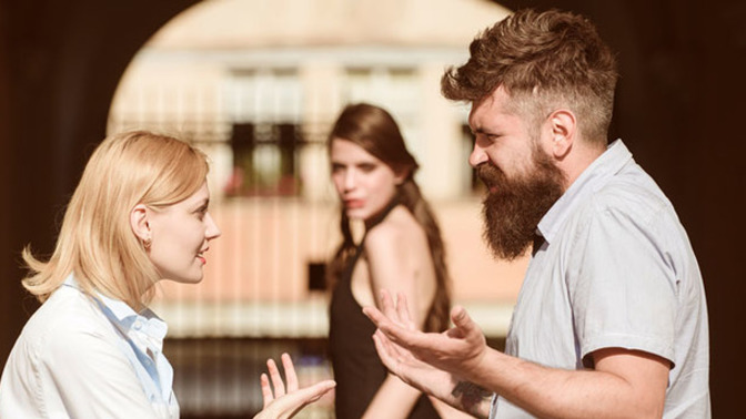 Which gender tends to have more commitment issues?