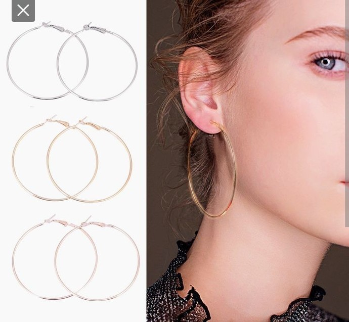 What is one of the accessories that you find attractive on the opposite sex?
