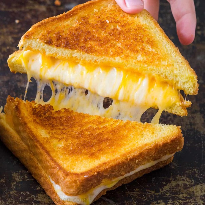 Which iconic childhood sandwich is superior ?