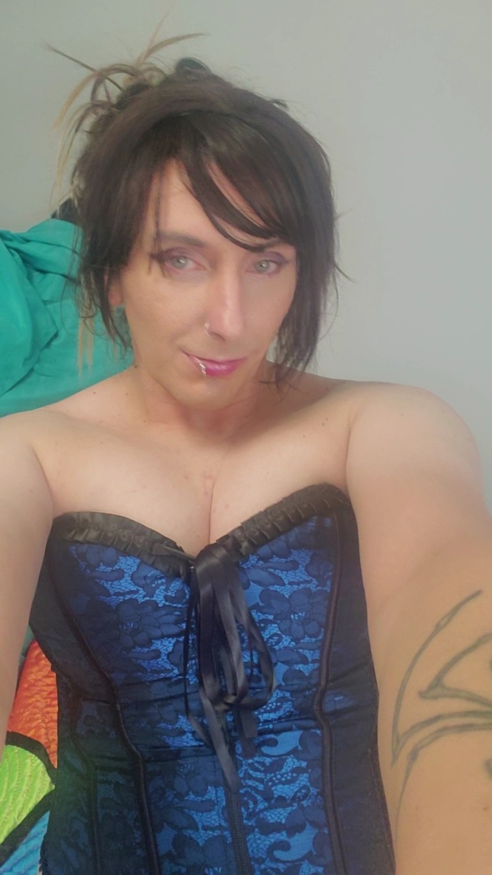 If I find a Halloween party to go to dressed as a female, which outfit should I wear (i already own them all)?