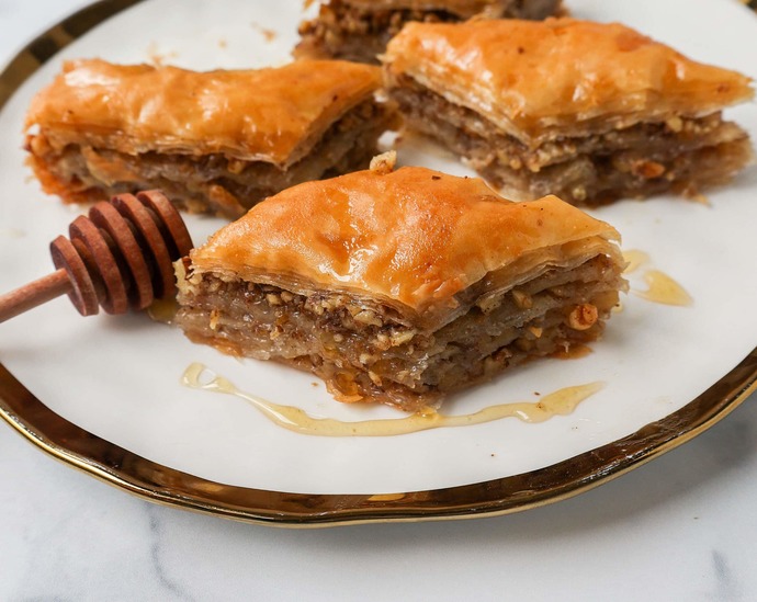 Which pastry would you prefer ?
