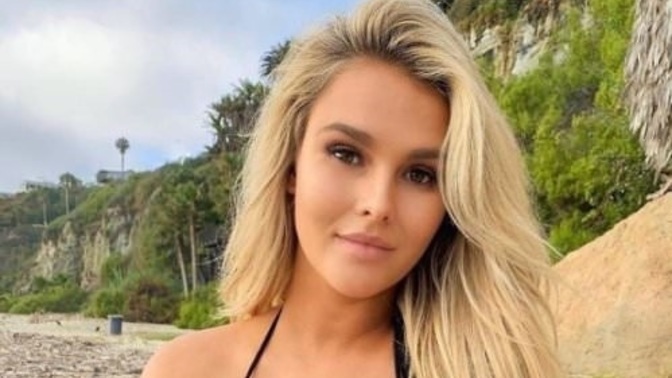 Why are Brunette and Black Haired girls so jealous of blondes?