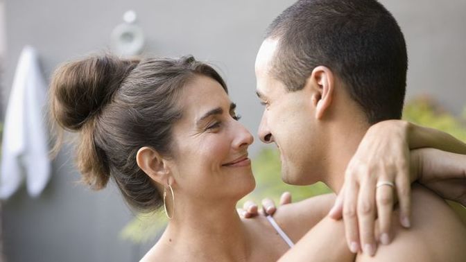 Would you date a dude a decade younger than you?
