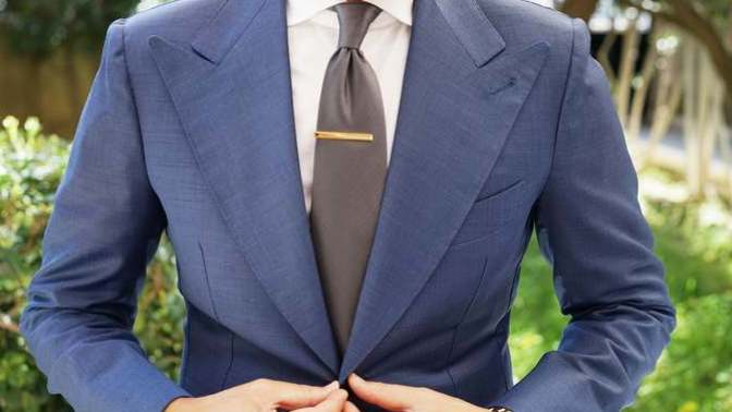 Is wearing a tie clip outdated? Do you think it looks bad to wear it, why, why not?