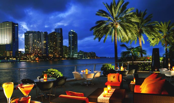 Which cities are glamorous?