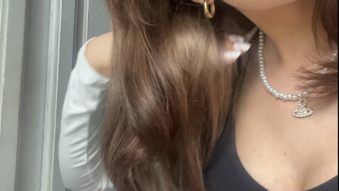 Do you think shiny hair is an important health trait?