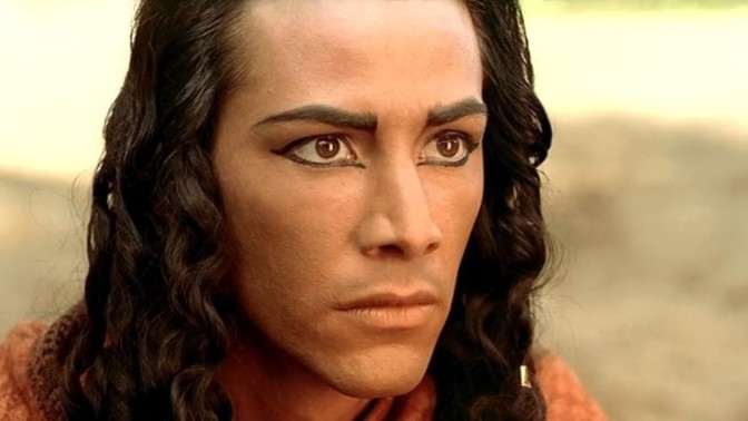 Did powerful men, especially of imperial blood wear makeup and foundation back in ancient times. Do you believe that's how makeup started?