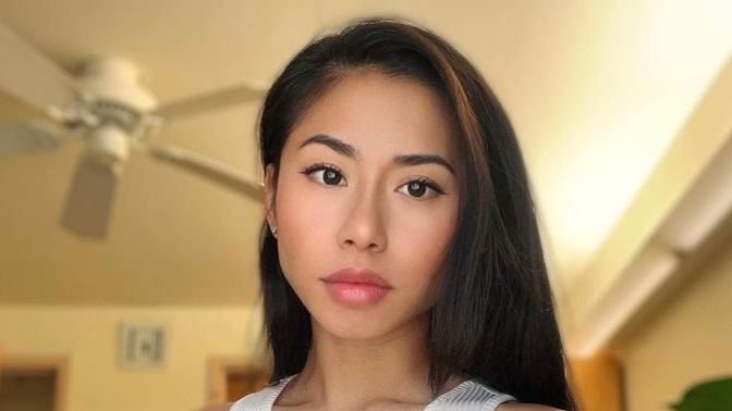Do you think this US soldier could be a professional model?