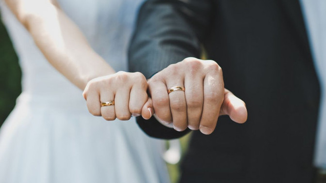 Married people. At what age did you get married?