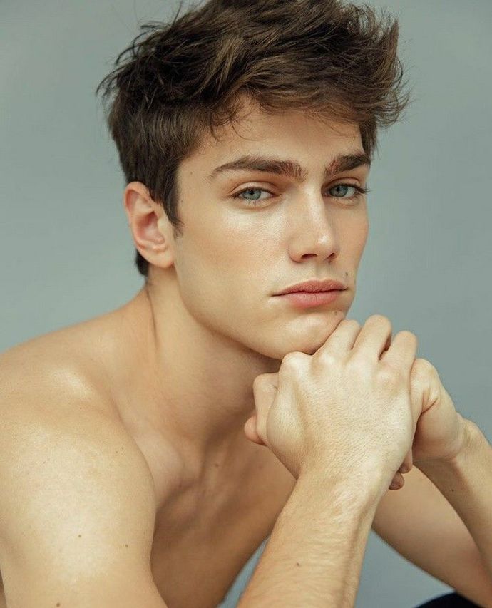 Guys, Do you agree that SUCCESS with online dating is 100% about looks?