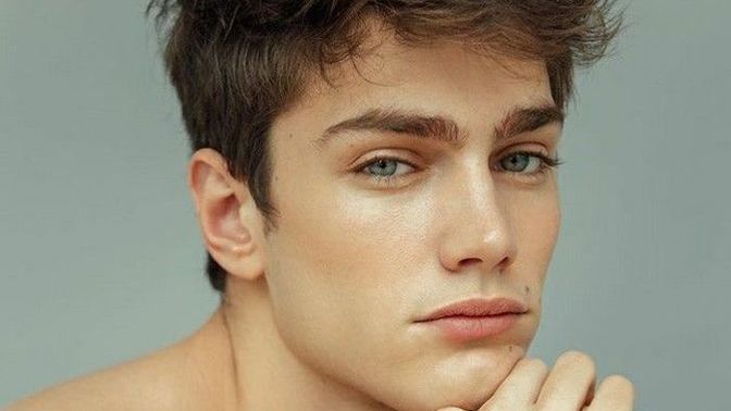 Guys, Do you agree that SUCCESS with online dating is 100% about looks?