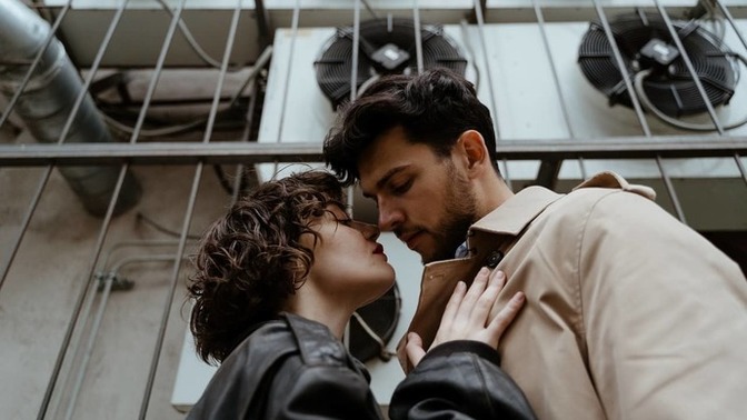 Am I being manipulated by my girlfriend?