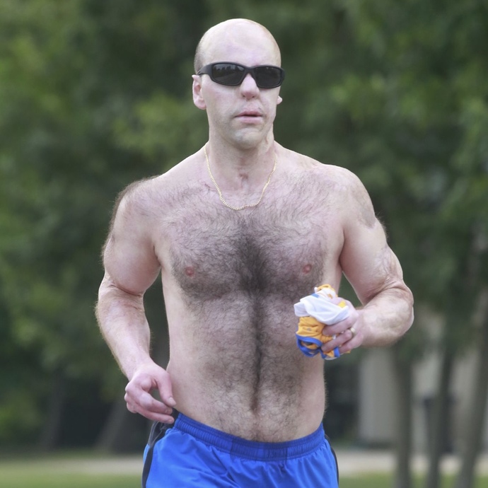 Girls, I’m very insecure. I constantly feel the need to show off my body and seek validation. If I don’t do this, I feel suicidal. Is this normal?