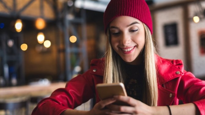 Do you get DMs from the opposite gender on social media frequently?