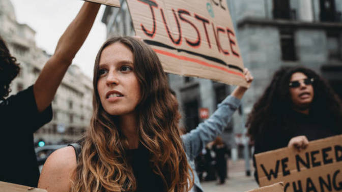 Would you date a girl who is political and has a lot of opinions on matters around the globe?