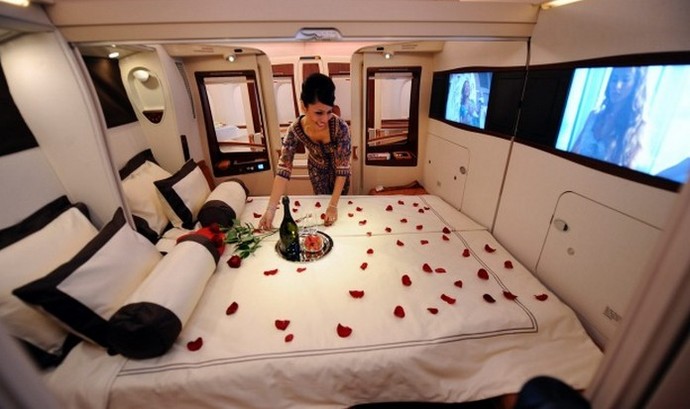Whzt is your favorite AIRLINE?