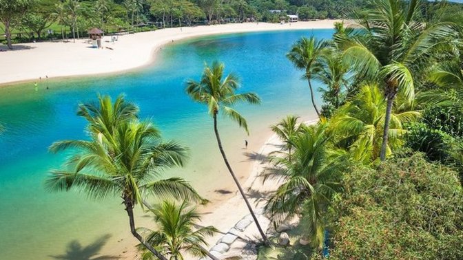 You can have a free trip to either destination. What’s your pick?