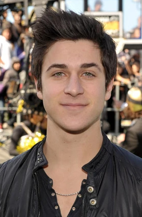 justin russo (wizards of waverly place)