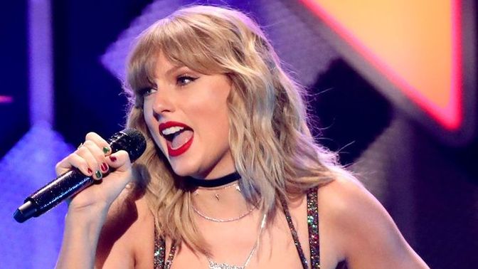Do you approve or disapprove of Taylor Swft telling her Swifties to register to vote?