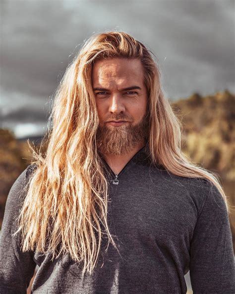 What's your favorite men's hairstyle?